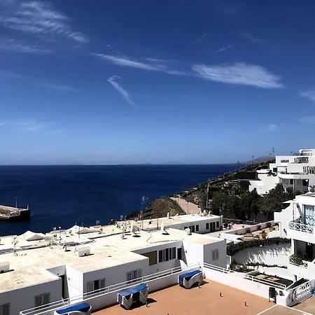 Stylish And Modern With Stunning Sea Views Puerto del Carmen (Lanzarote)