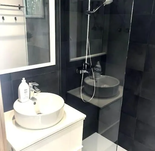 Stylish And Modern With Stunning Sea Views Apartmán *