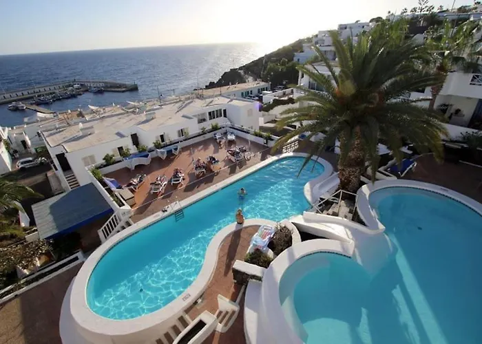 Apartmán Stylish And Modern With Stunning Sea Views *